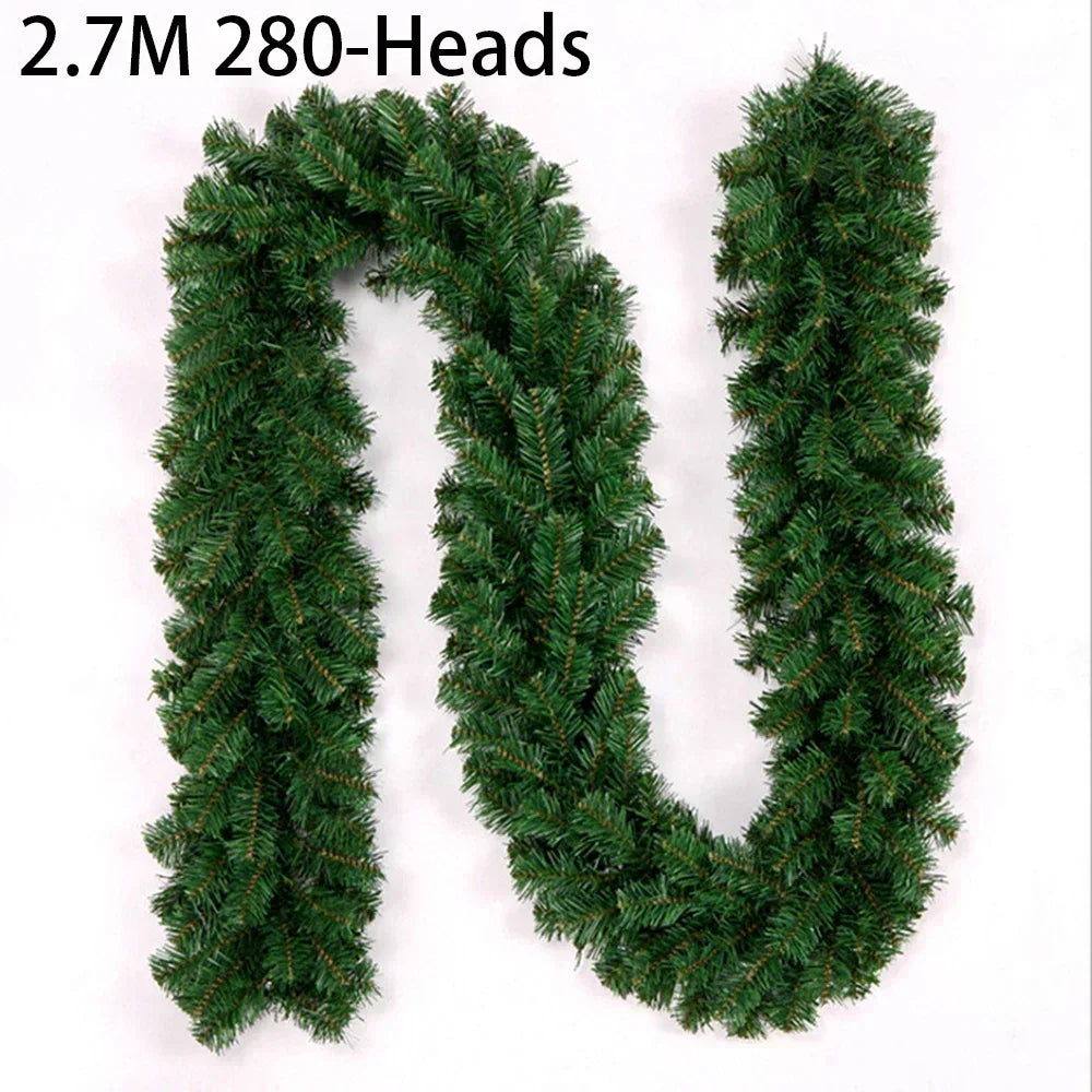 Classic 9ft Pine Christmas Garland – Full & Festive Greenery