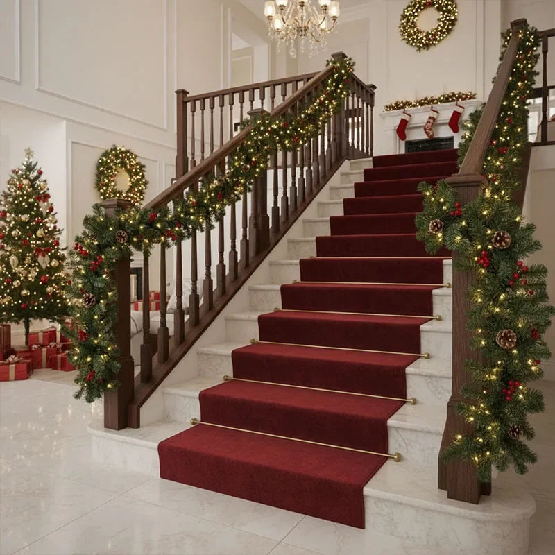 Christmas Garland with Pinecones and Berries - Pre-Lit Avaible - 6 Ft/ 9FT